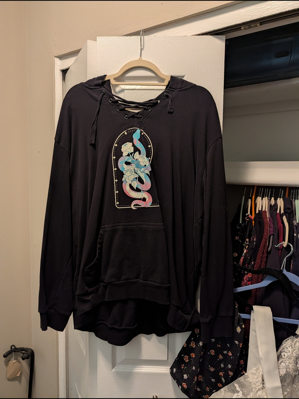 torrid Size 4 Black Lace-Up Hoodie with Pastel Snake Graphic